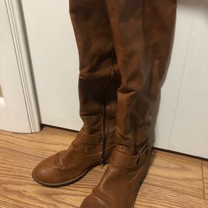 Parker Boot by Bamboo, size 9, Chestnut brown